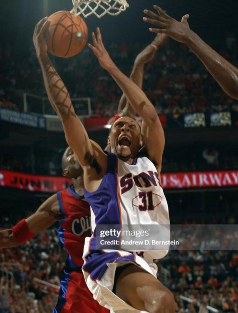 CBA常规赛最新形势:菲尼克斯太阳高居榜首,切尔西强势追赶,冠军归属成迷的简单介绍 CBA常规赛最新形势:菲尼克斯太阳高居榜首,切尔西强势追赶,冠军归属成迷的简单介绍